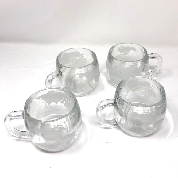 Circa 1970s THE NESTLE CO. 4 glass globe mugs - Picture 1 of 7